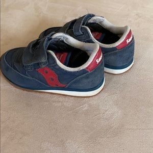 Saucony toddler shoe sz 7